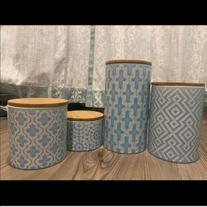 3 ceramic containers